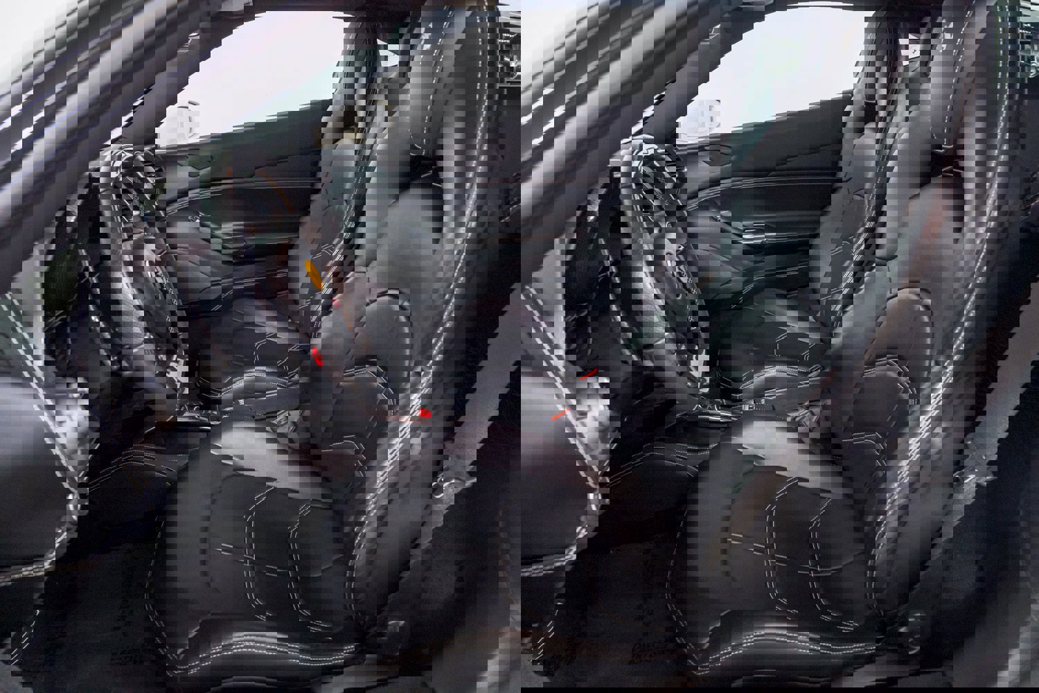 Used 2016 Ferrari 488 GTB image 15