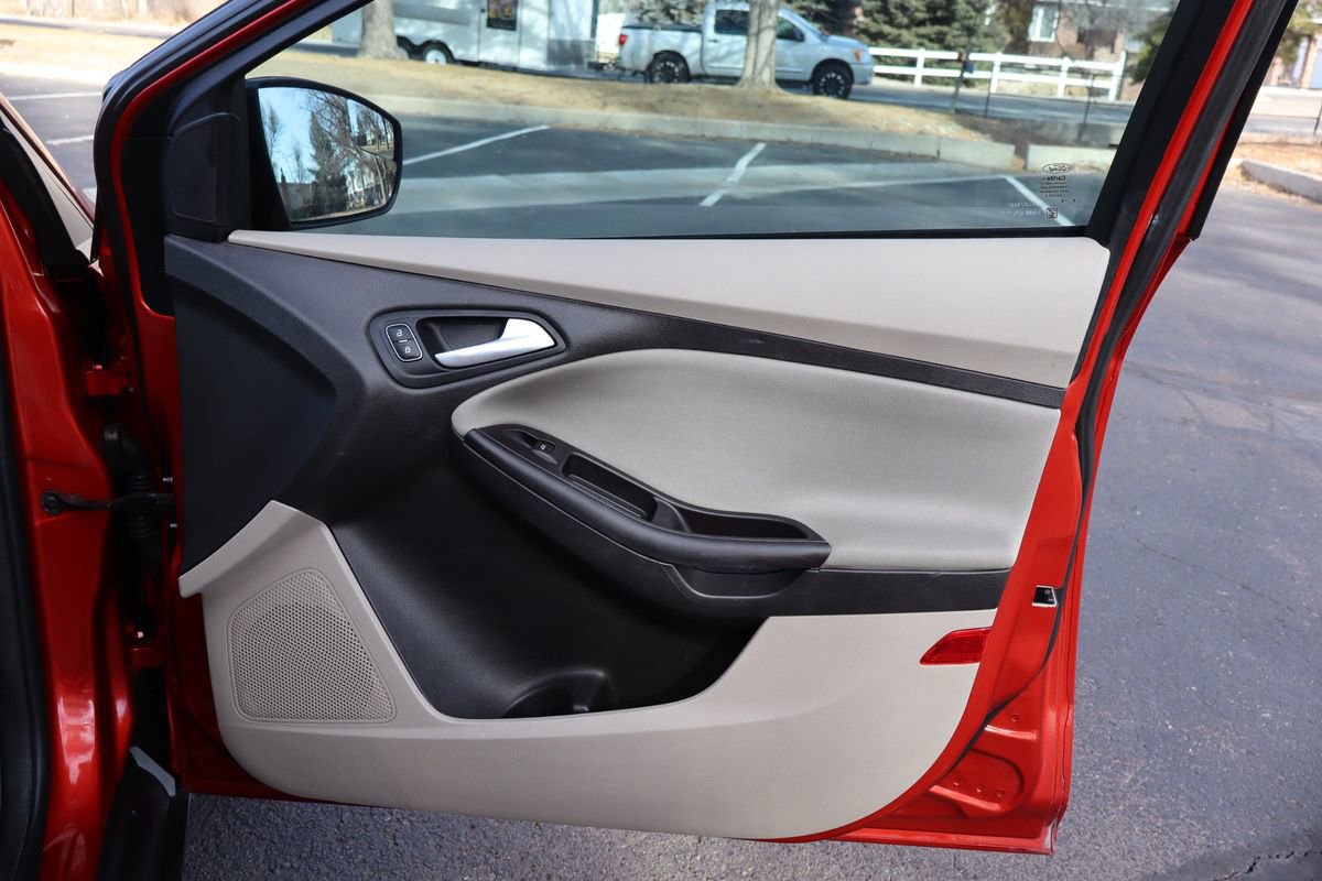 Used 2018 Ford Focus SE image 26