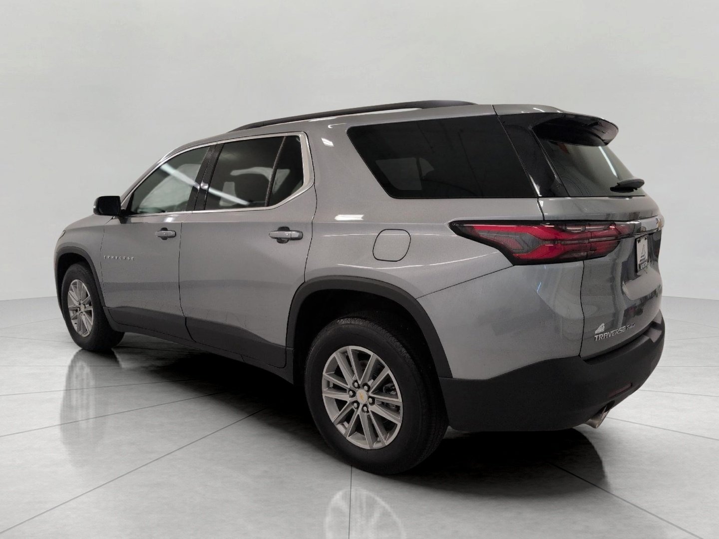 Used 2023 Chevrolet Traverse LT AWD/4WD image 21
