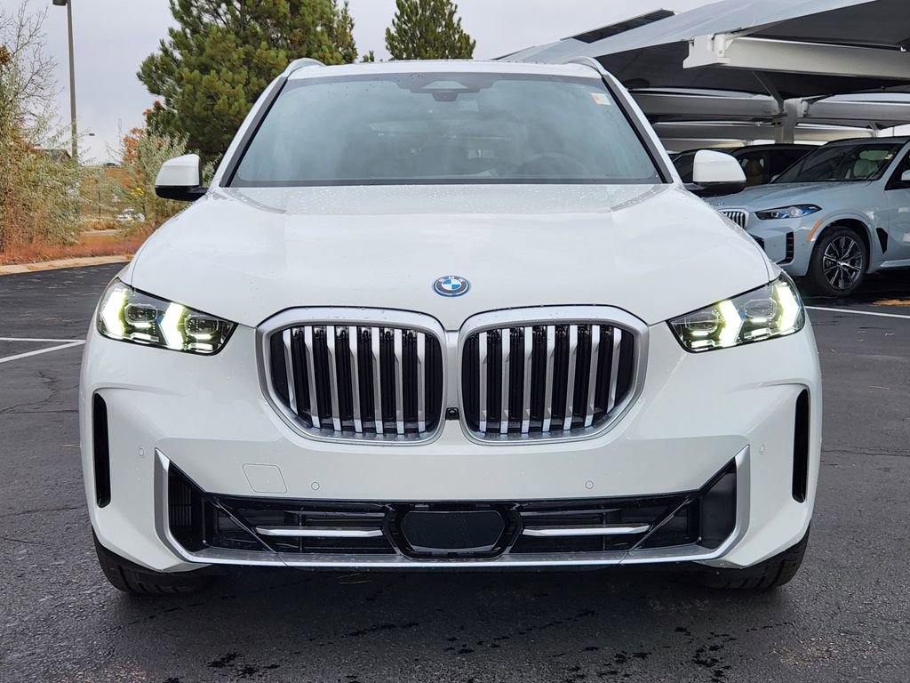 New 2026 BMW X5 xDrive50e w/ Premium Package image 6