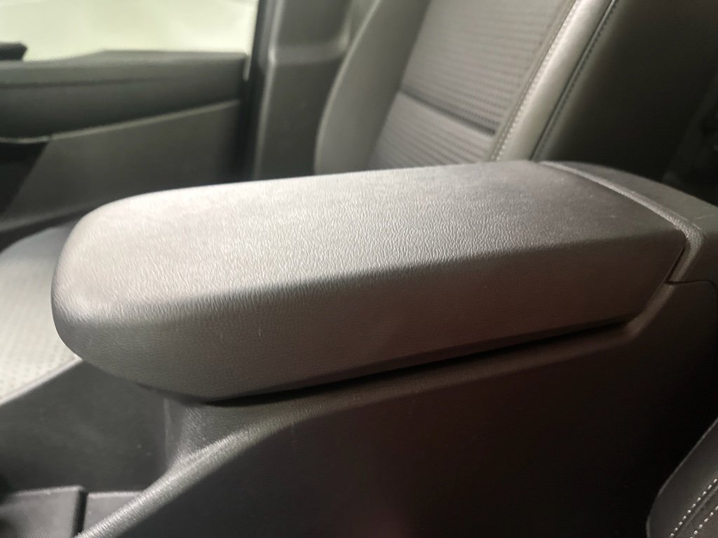 Certified 2025 Chevrolet Trax LT w/ LT Convenience Package image 36