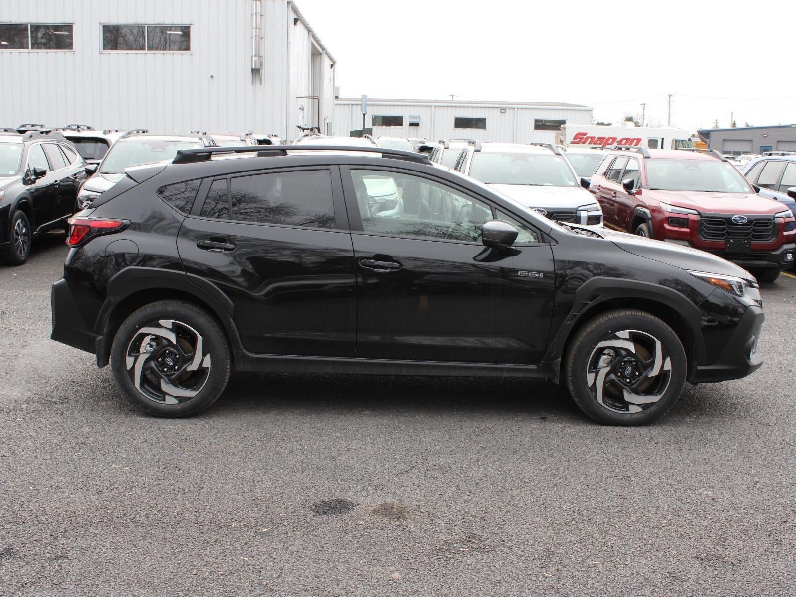 New 2026 Subaru Crosstrek 2.5i Limited w/ Crosstrek Mirror Package AWD/4WD image 4