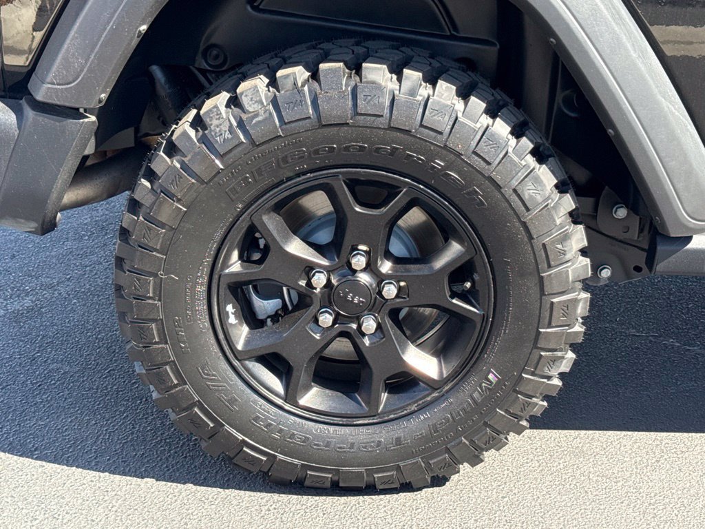 Used 2022 Jeep Wrangler Sport AWD/4WD image 14