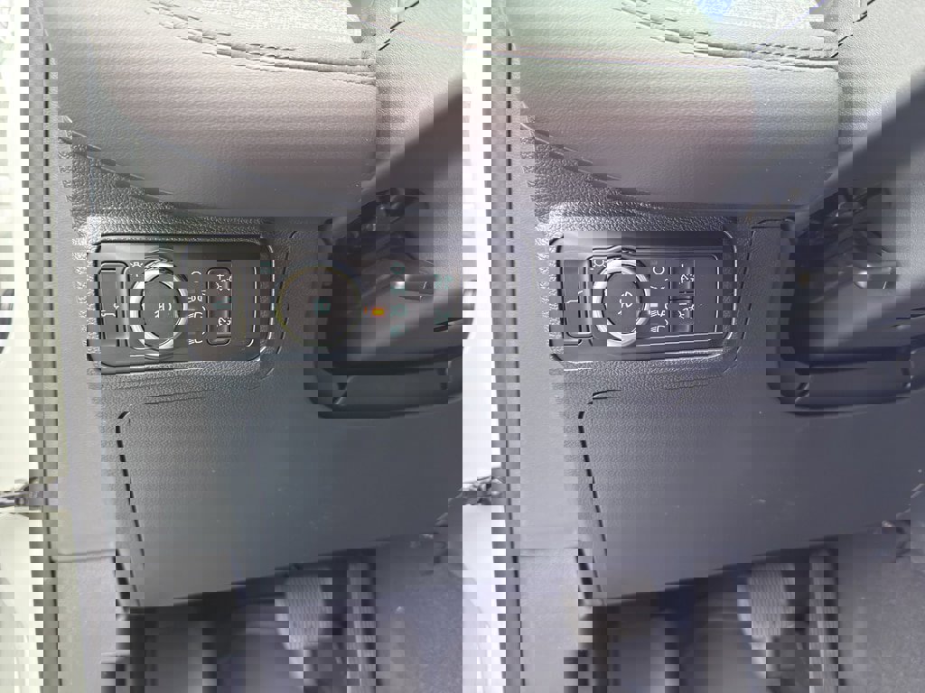 New 2026 Ford Explorer Platinum w/ LUX Leather Package image 16