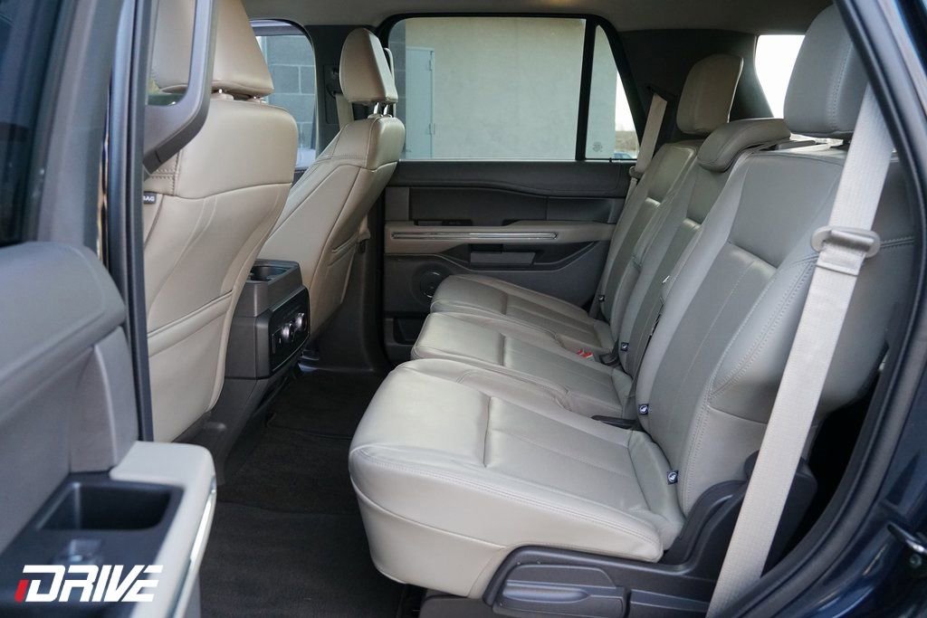 Used 2021 Ford Expedition XLT image 30
