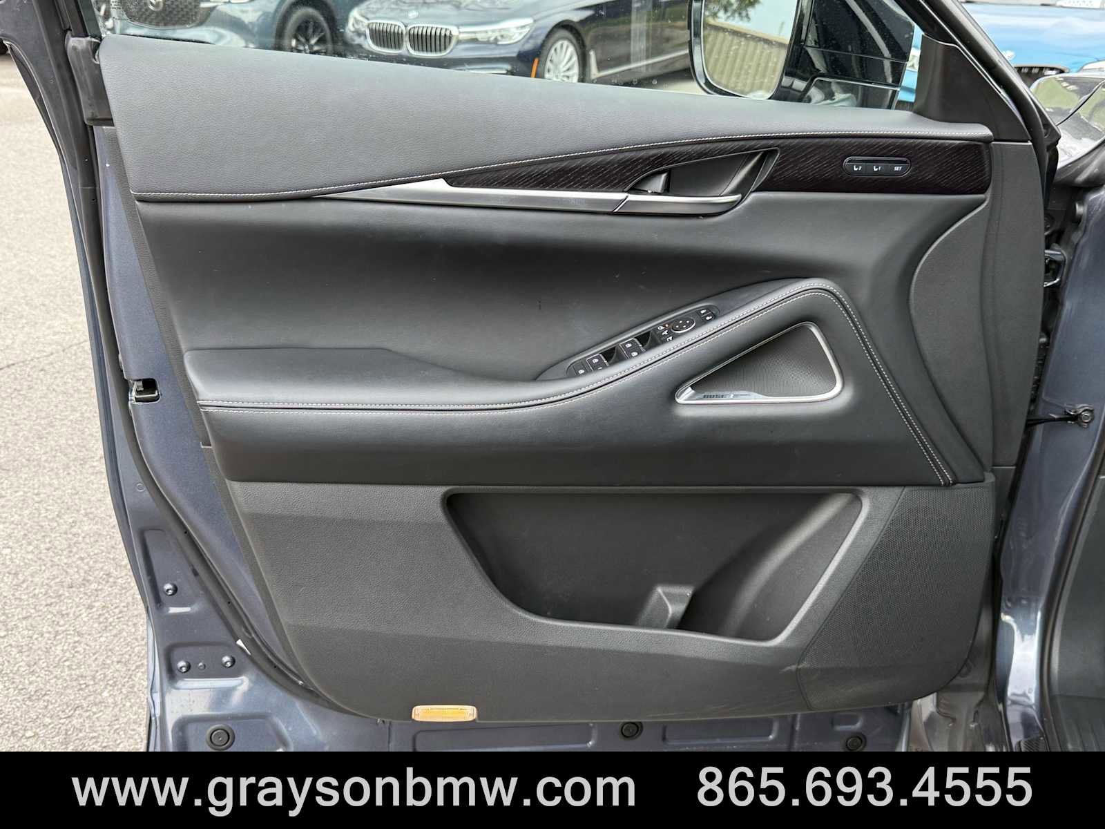 Used 2023 INFINITI QX60 Sensory w/ Vision Package image 13