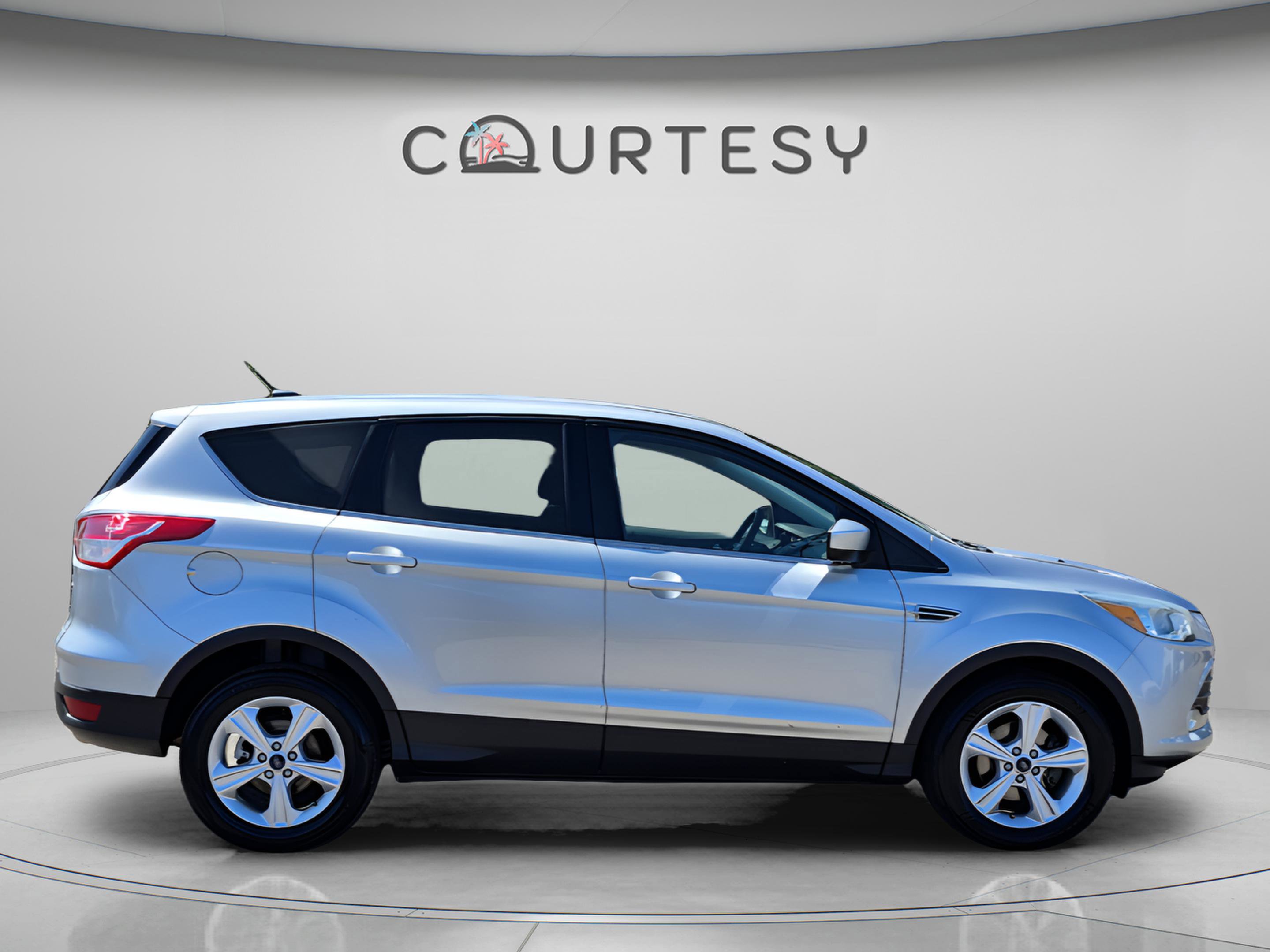Used 2015 Ford Escape SE FWD image 6