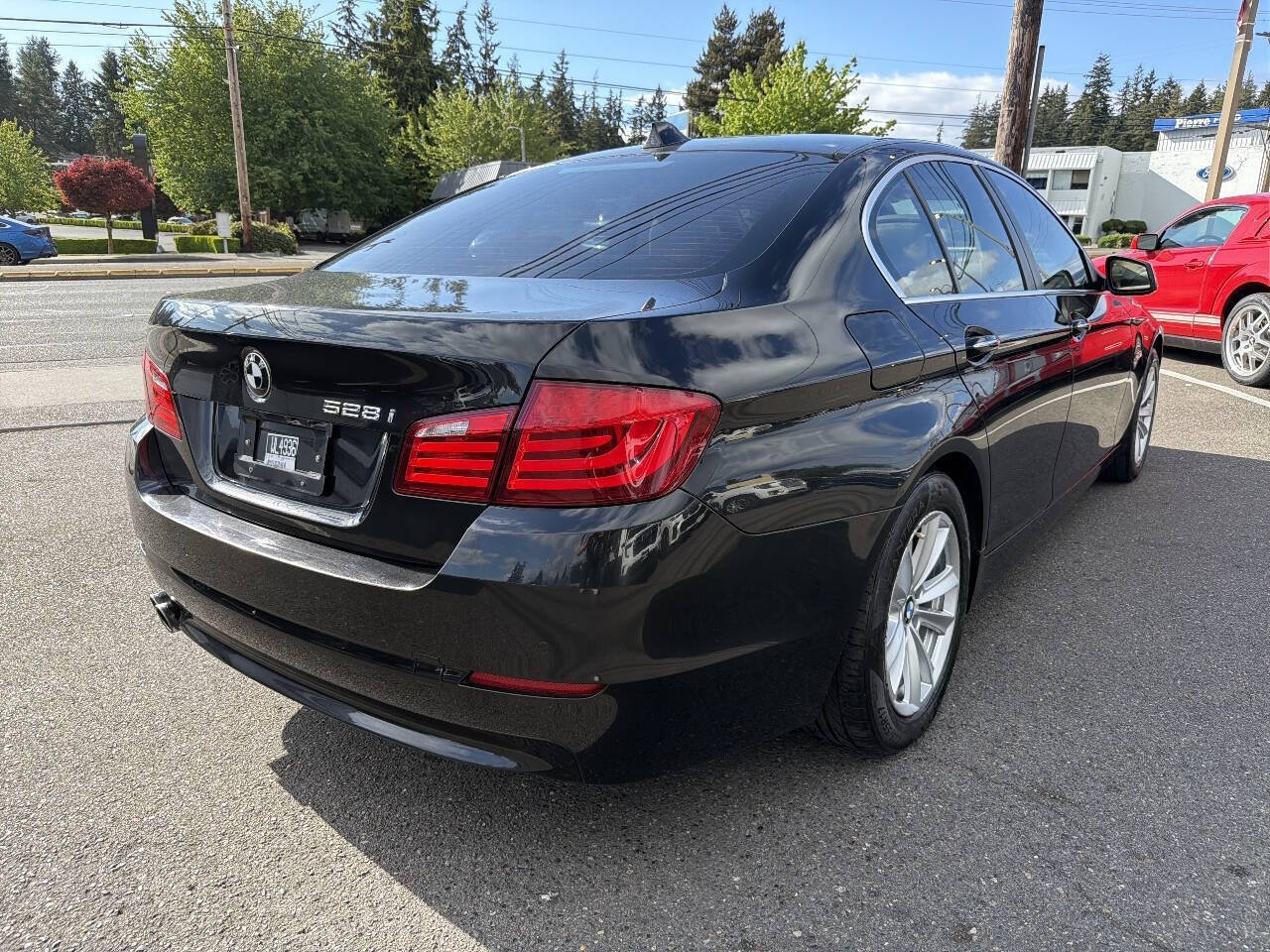Used 2012 BMW 528i Sedan RWD image 8
