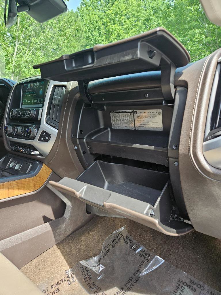 Used 2017 GMC Sierra 3500 SLT w/ Duramax Plus Package AWD/4WD image 33