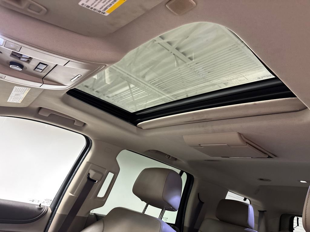 Used 2017 GMC Yukon SLT w/ Open Road Package image 44