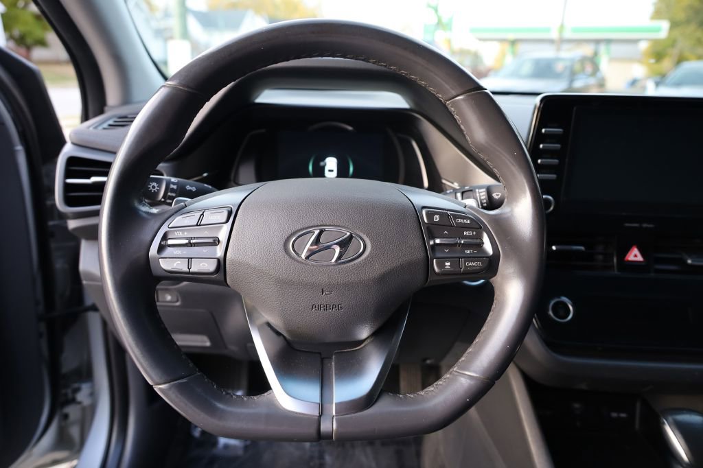 Used 2020 Hyundai Ioniq SEL image 22