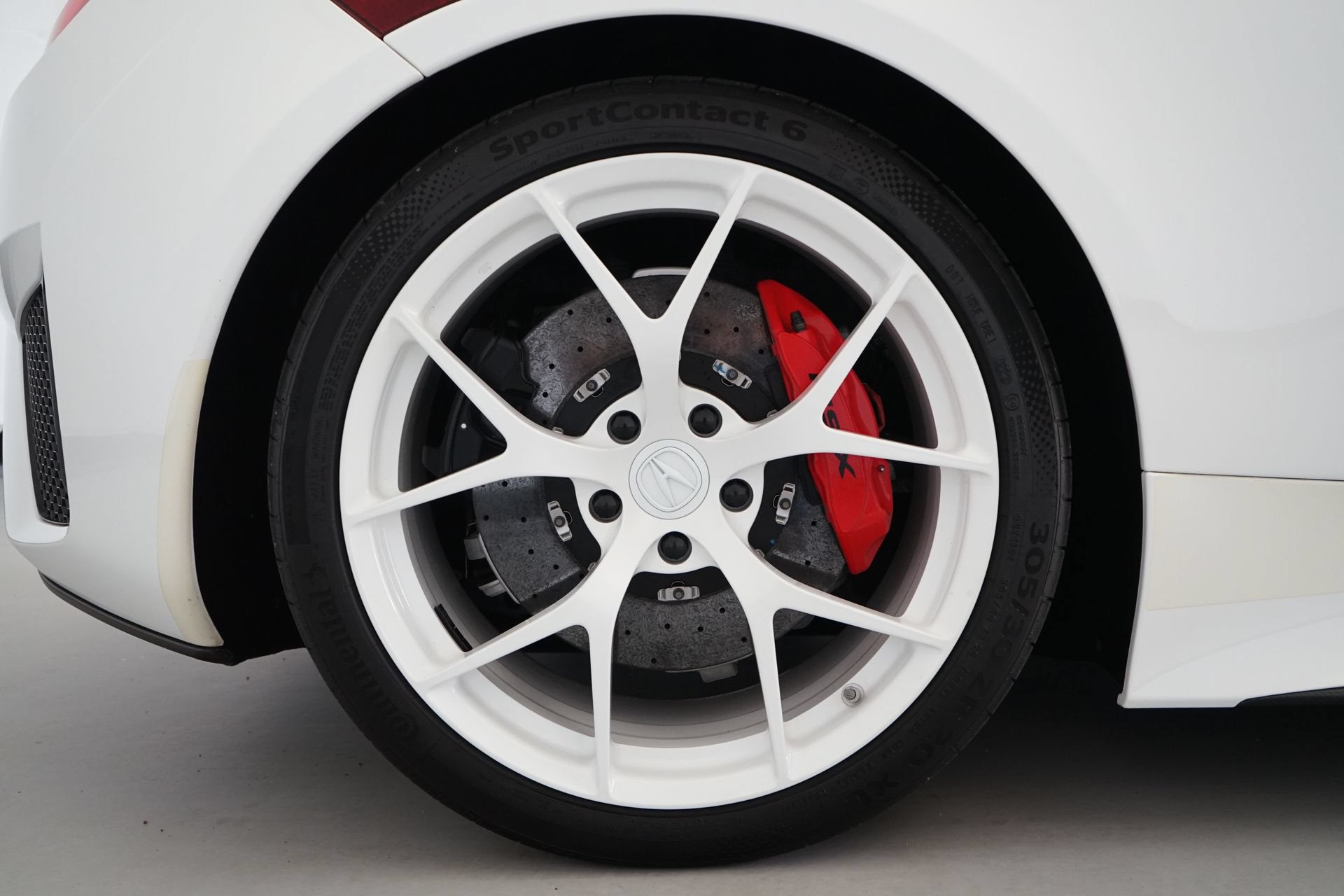 Used 2017 Acura NSX AWD/4WD image 25