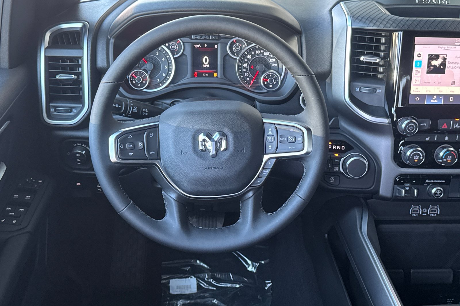 New 2027 RAM 1500 Big Horn AWD/4WD image 13