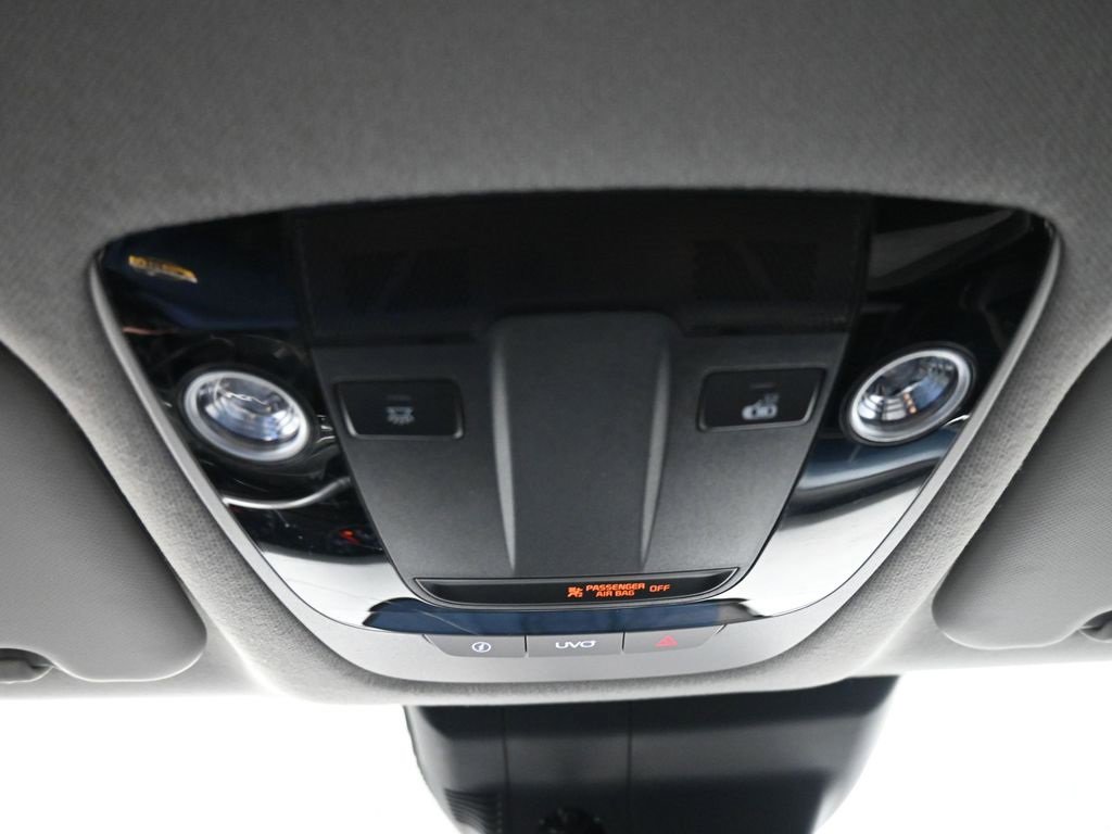 Certified 2022 Kia Seltos S image 17