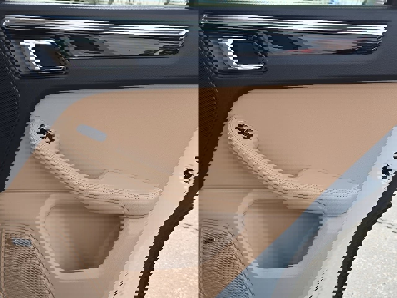 Used 2024 Porsche Macan image 34