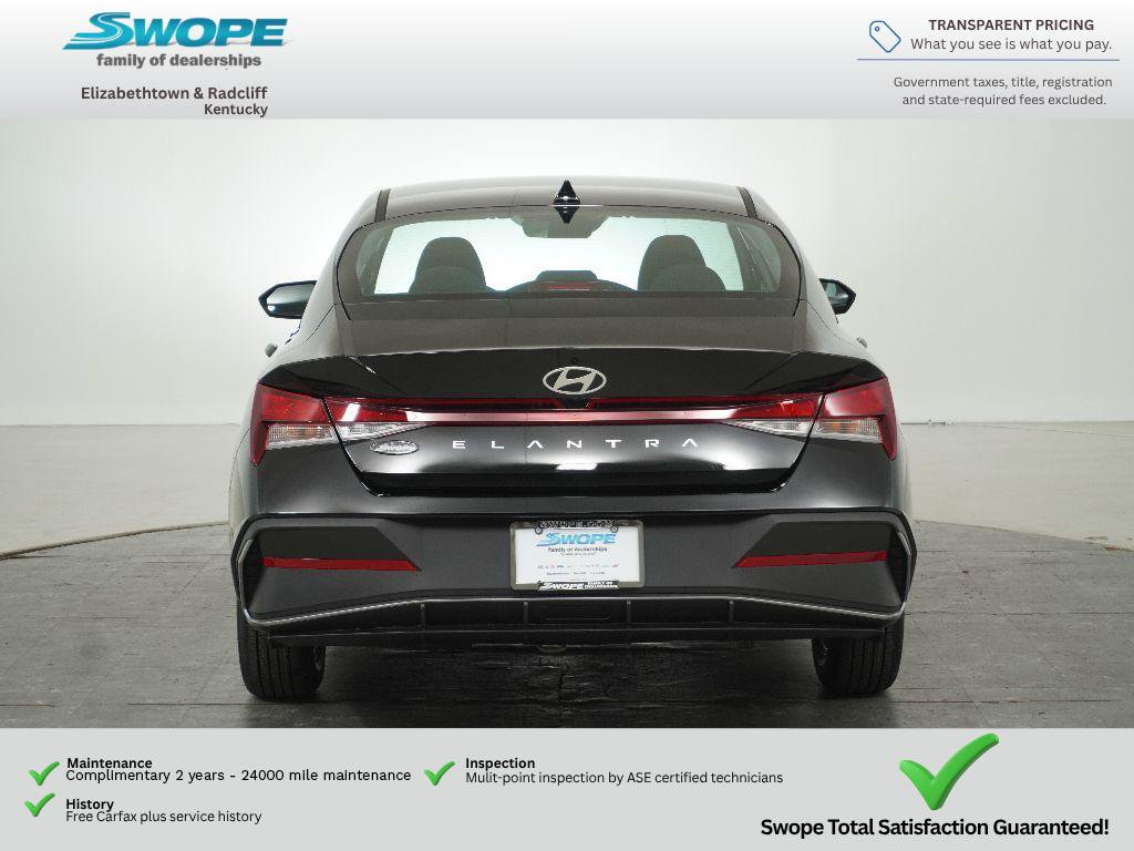 New 2026 Hyundai Elantra SE FWD image 4
