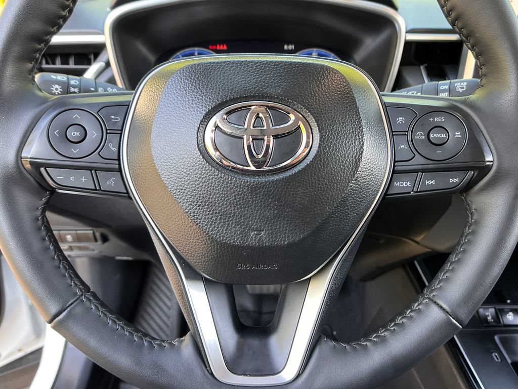 Used 2026 Toyota Corolla Cross XLE w/ Convenience Package AWD/4WD image 14