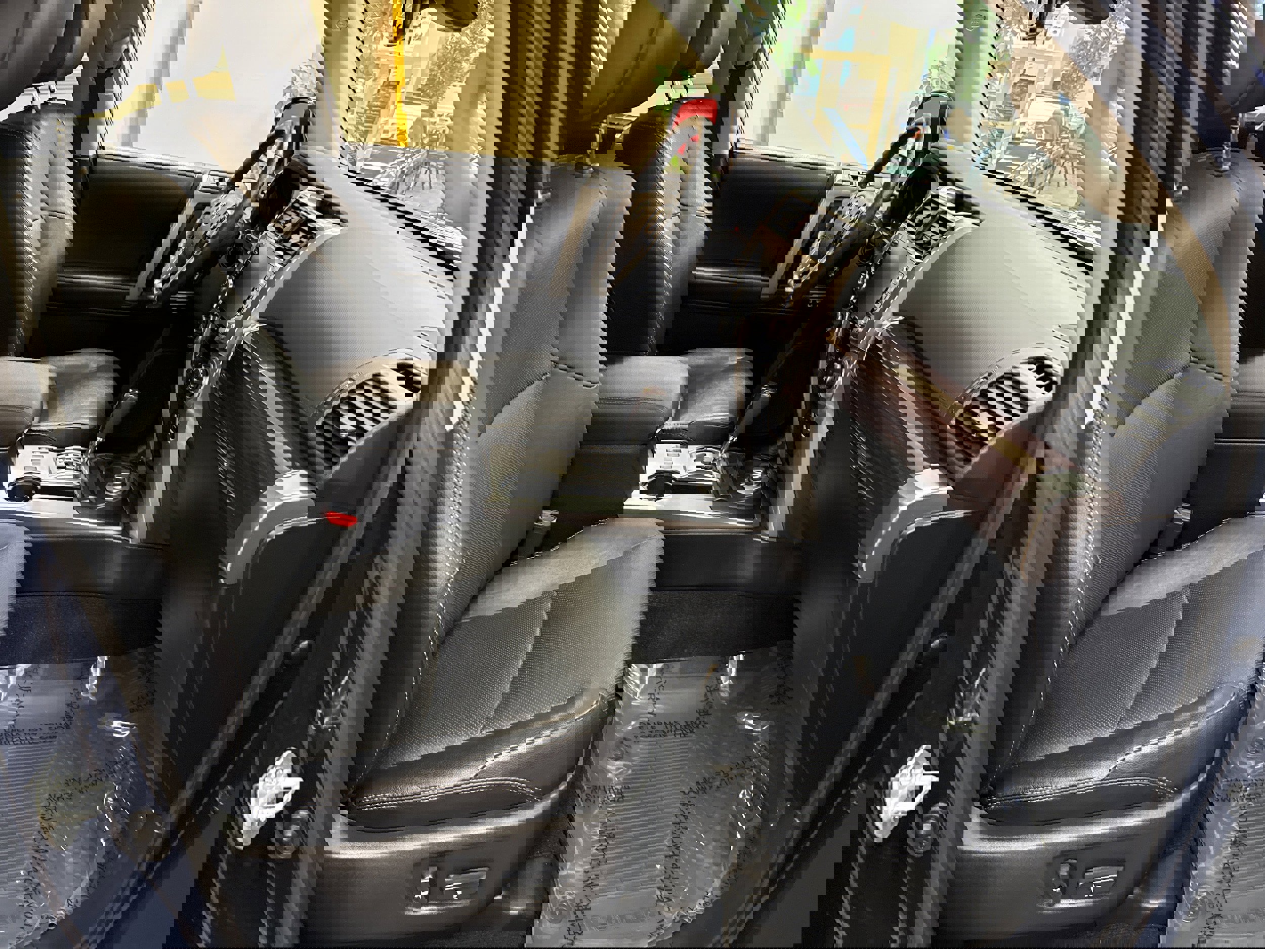 Used 2022 Toyota 4Runner Limited image 18