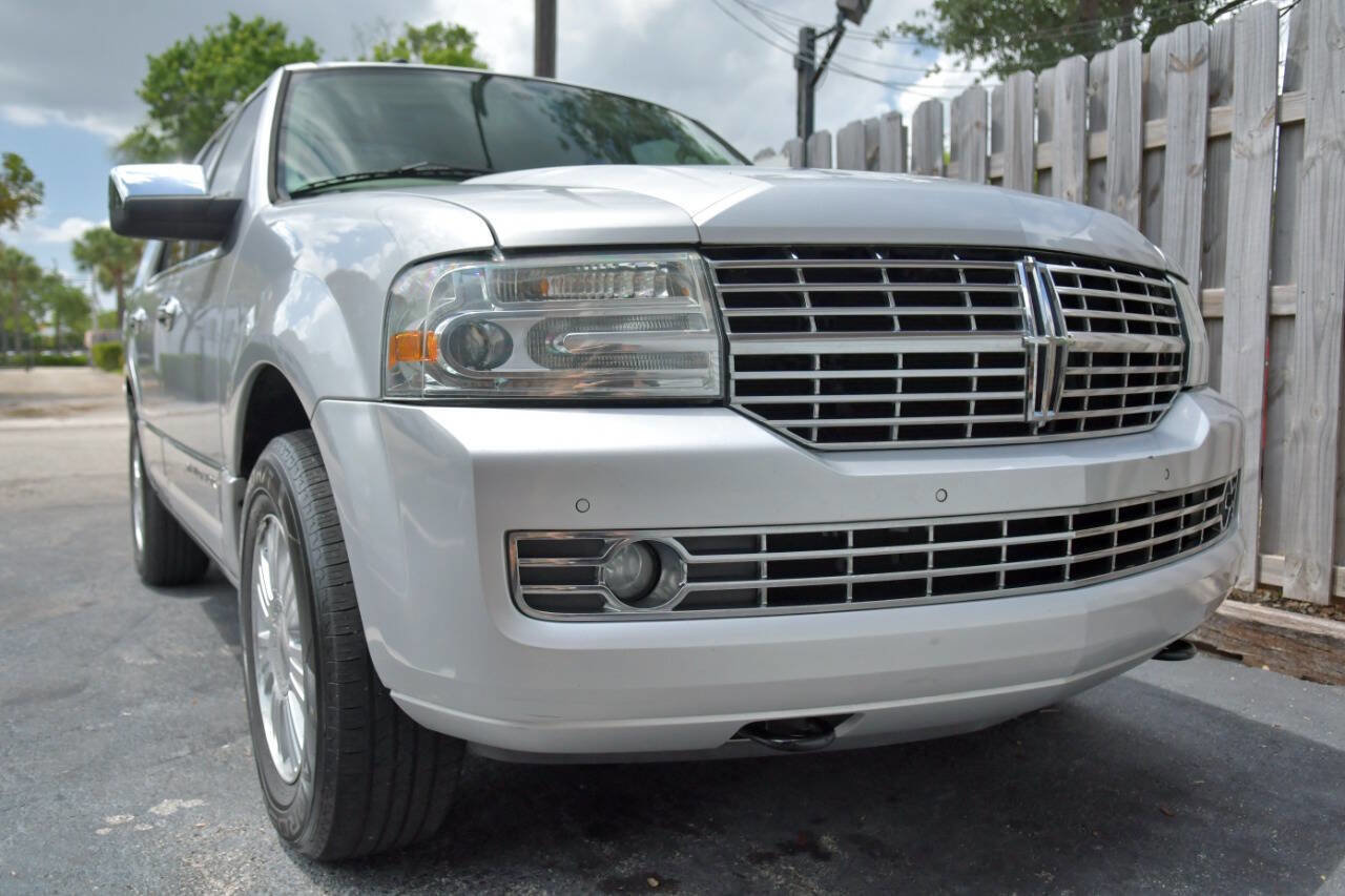 Used 2014 Lincoln Navigator Base 4x2 4dr SUV image 37