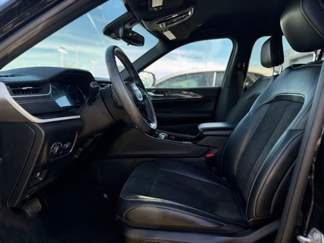 Certified 2022 Jeep Grand Cherokee L Laredo image 17