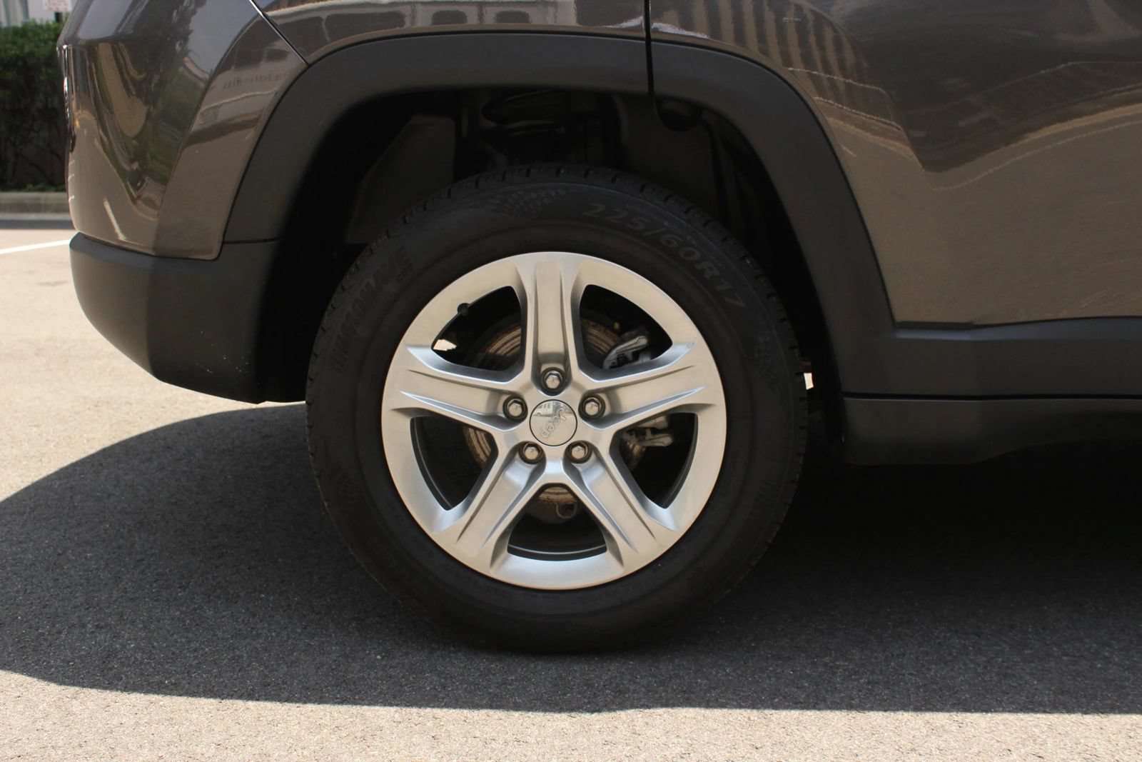 Used 2024 Jeep Compass Latitude AWD/4WD image 5