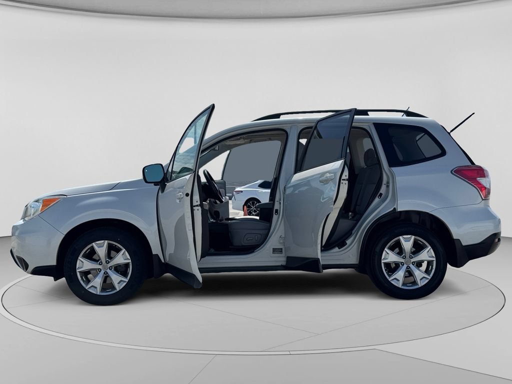 Used 2014 Subaru Forester 2.5i Premium w/ Popular Package #2 AWD/4WD image 28