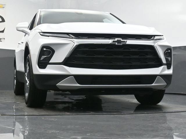 New 2025 Chevrolet Blazer LT w/ LPO, Floor Liner Package image 3