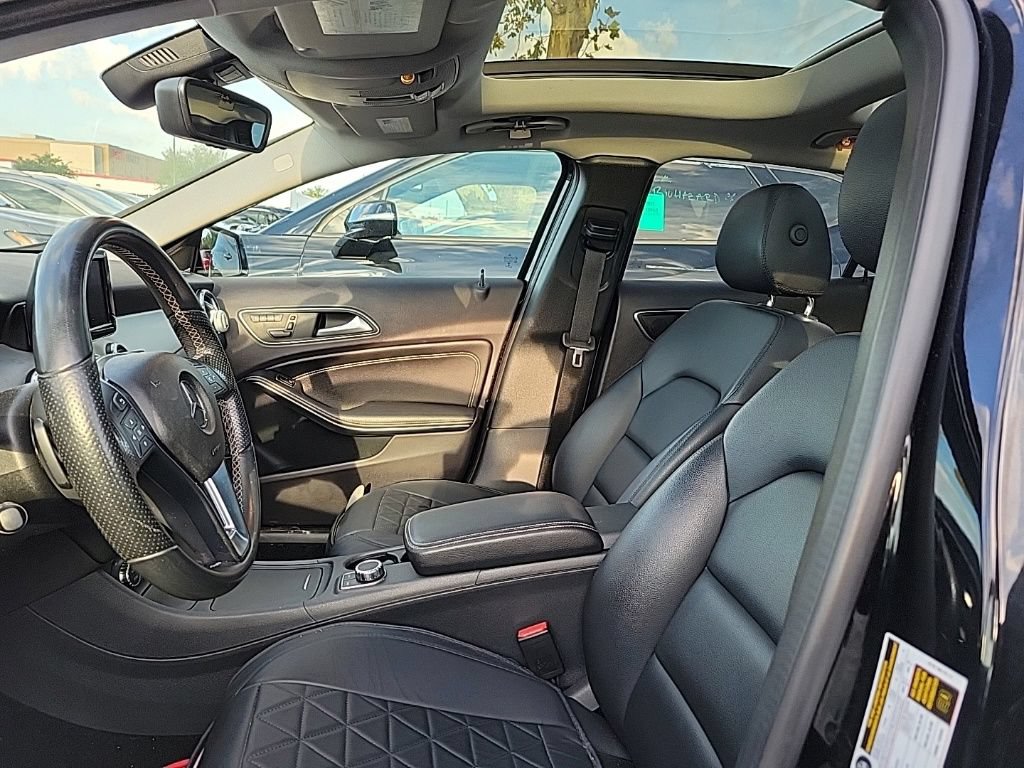 Used 2015 Mercedes-Benz GLA 250 4MATIC image 6