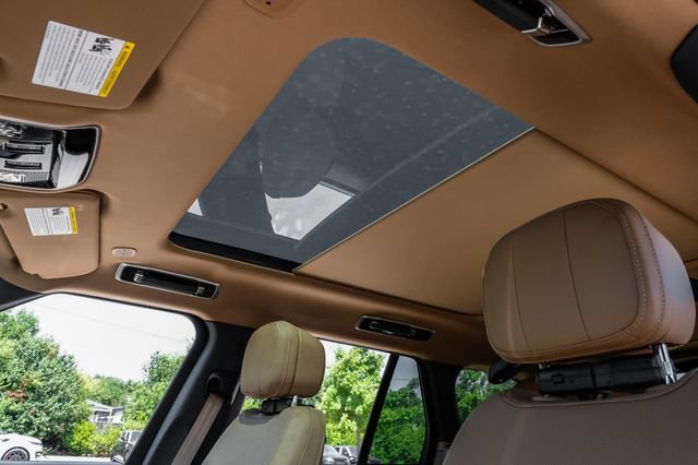 New 2026 Land Rover Range Rover SE AWD/4WD image 5