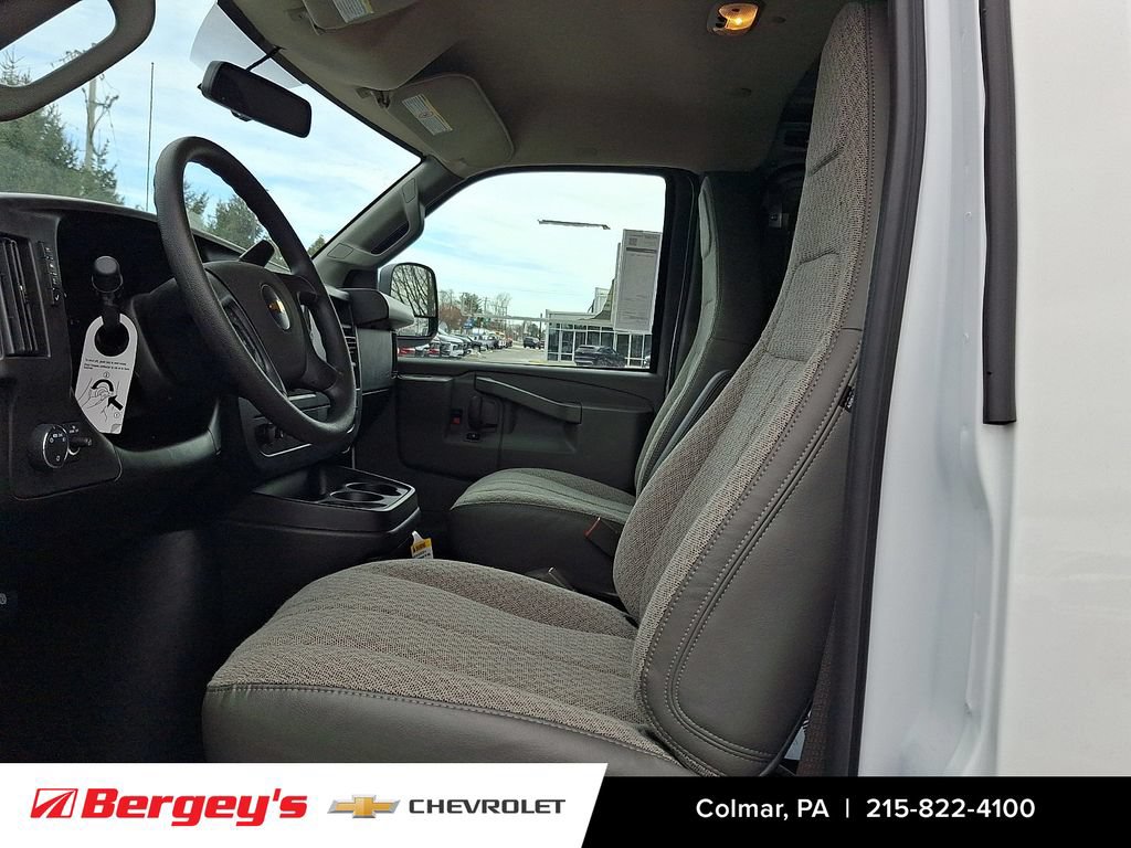 New 2025 Chevrolet Express 2500 w/ Driver Convenience Package RWD image 10