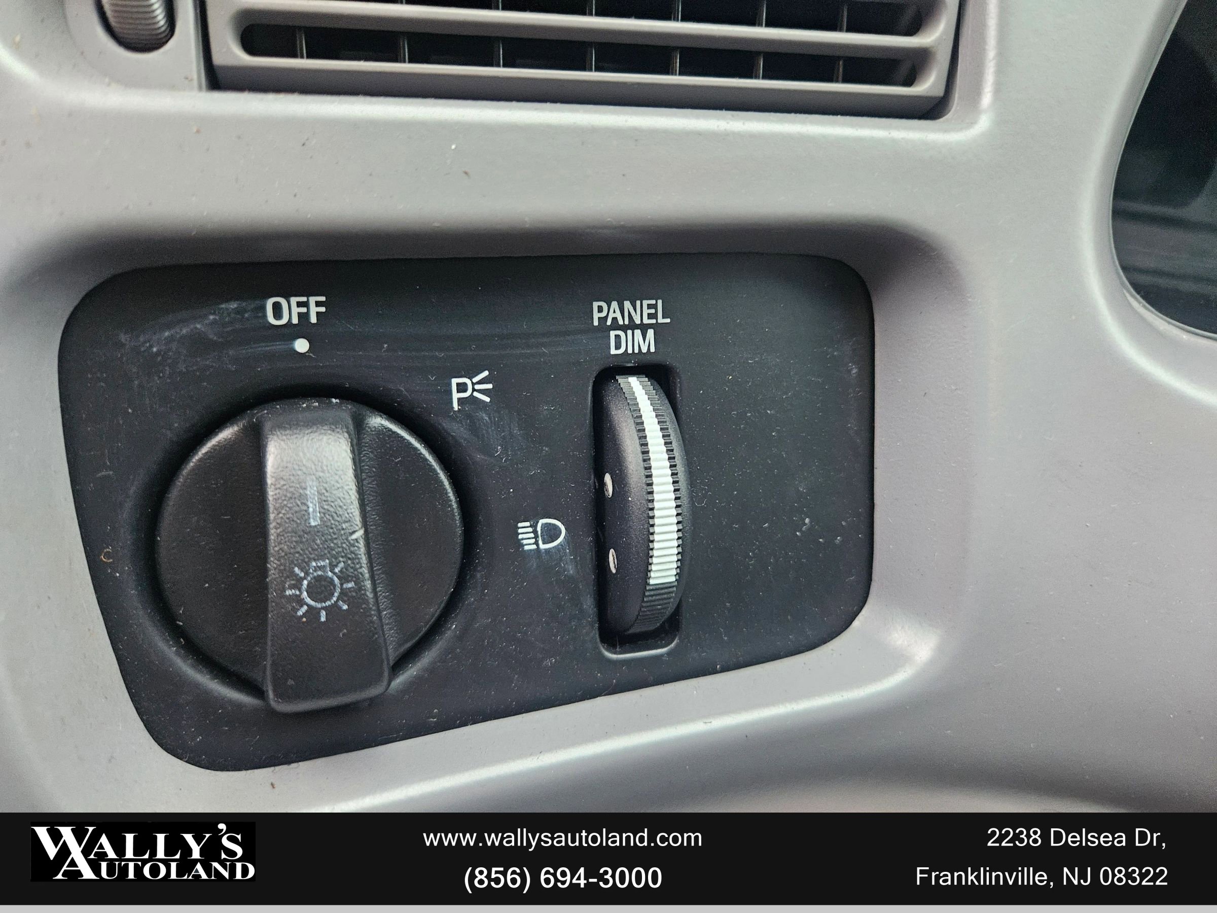 Used 1994 Mercury Cougar XR7 image 35