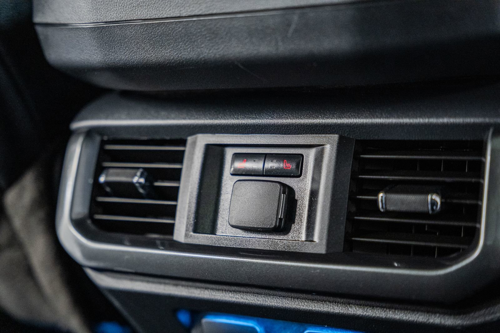 Certified 2023 Ford F150 Lariat w/ Equipment Group 502A High image 42