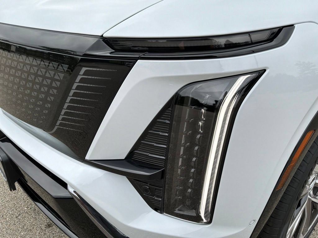 New 2027 Cadillac Vistiq Sport AWD/4WD image 12