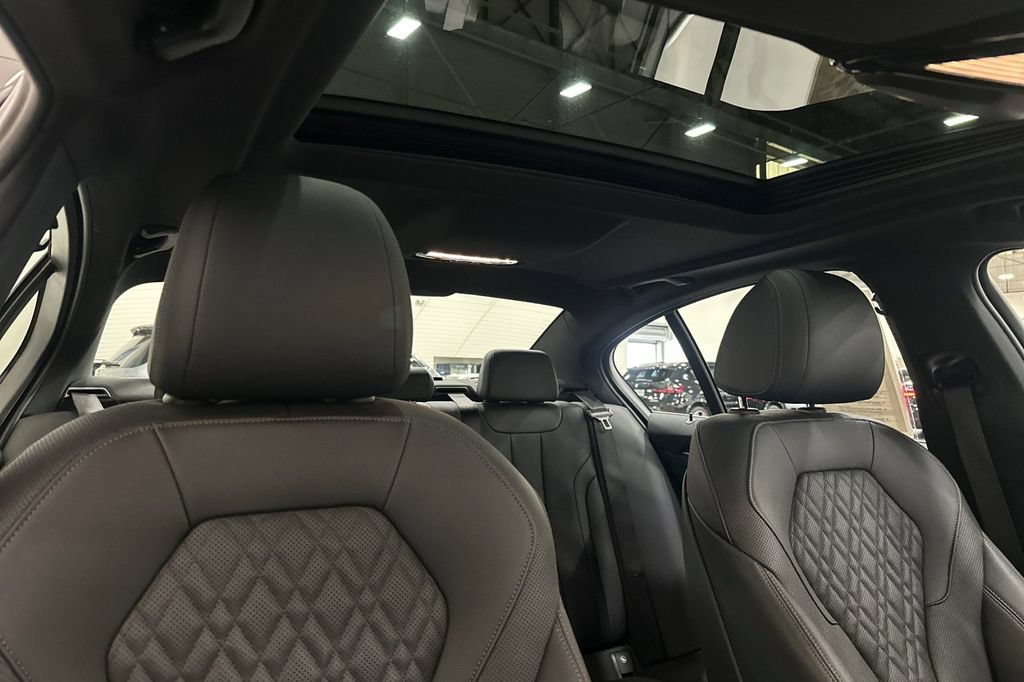 Used 2023 BMW 530e w/ Convenience Package RWD image 18
