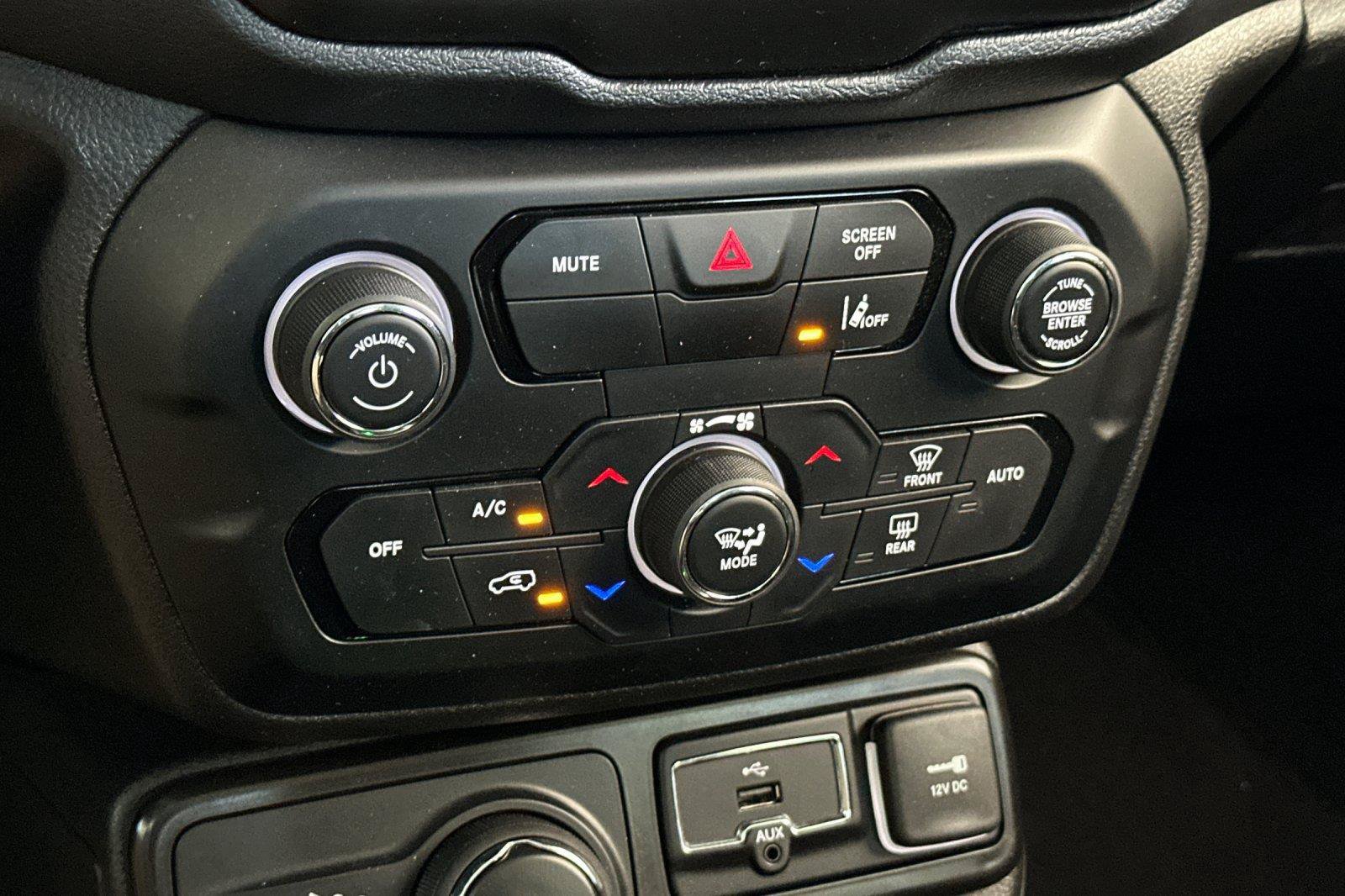 Certified 2023 Jeep Renegade Altitude w/ Convenience Group I AWD/4WD image 20