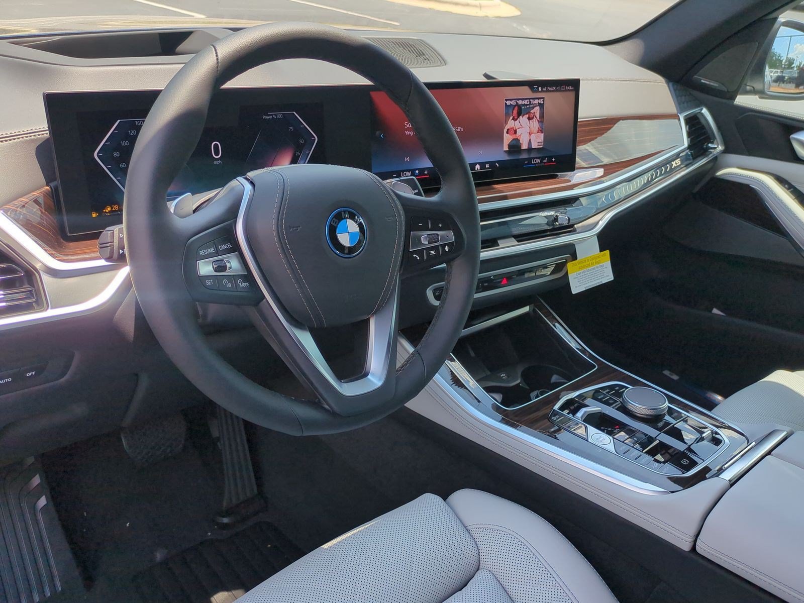 New 2026 BMW X5 xDrive50e w/ Climate Comfort Package AWD/4WD image 29