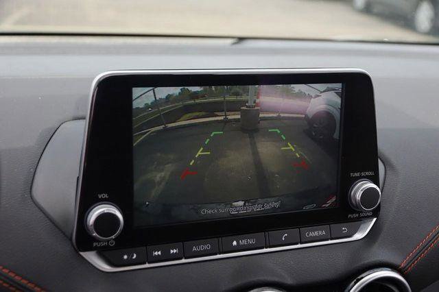 Used 2025 Nissan Sentra SR w/ Midnight Edition FWD image 17