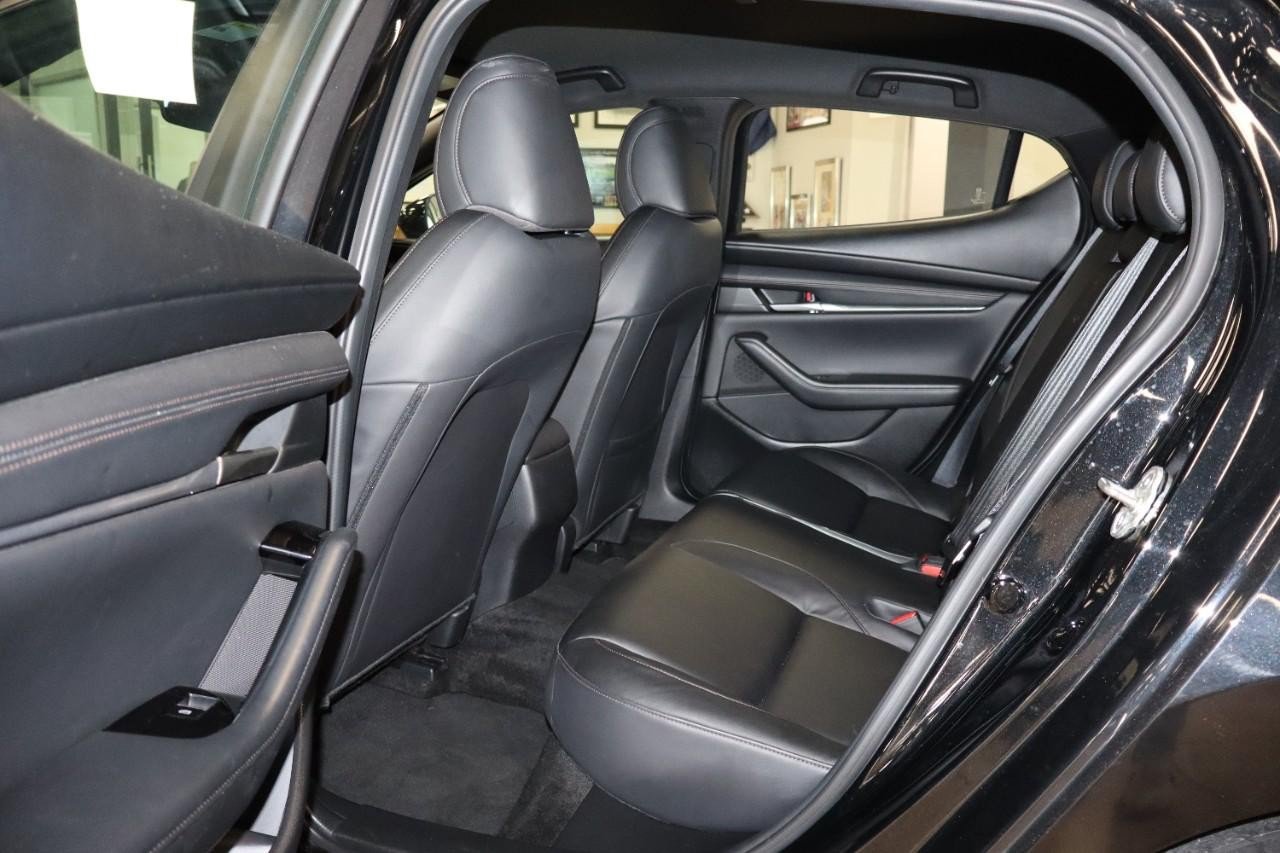 Used 2024 MAZDA MAZDA3 s FWD image 21