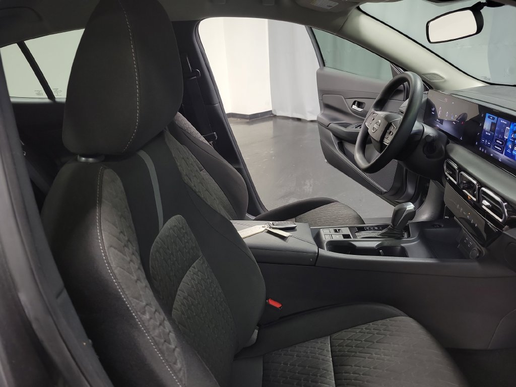 Used 2026 Nissan Sentra SV w/ Floor Mat Package FWD image 32