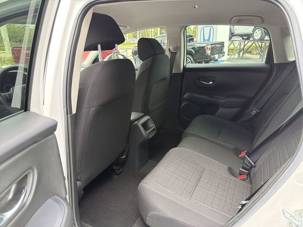 Certified 2025 Honda HR-V LX image 23