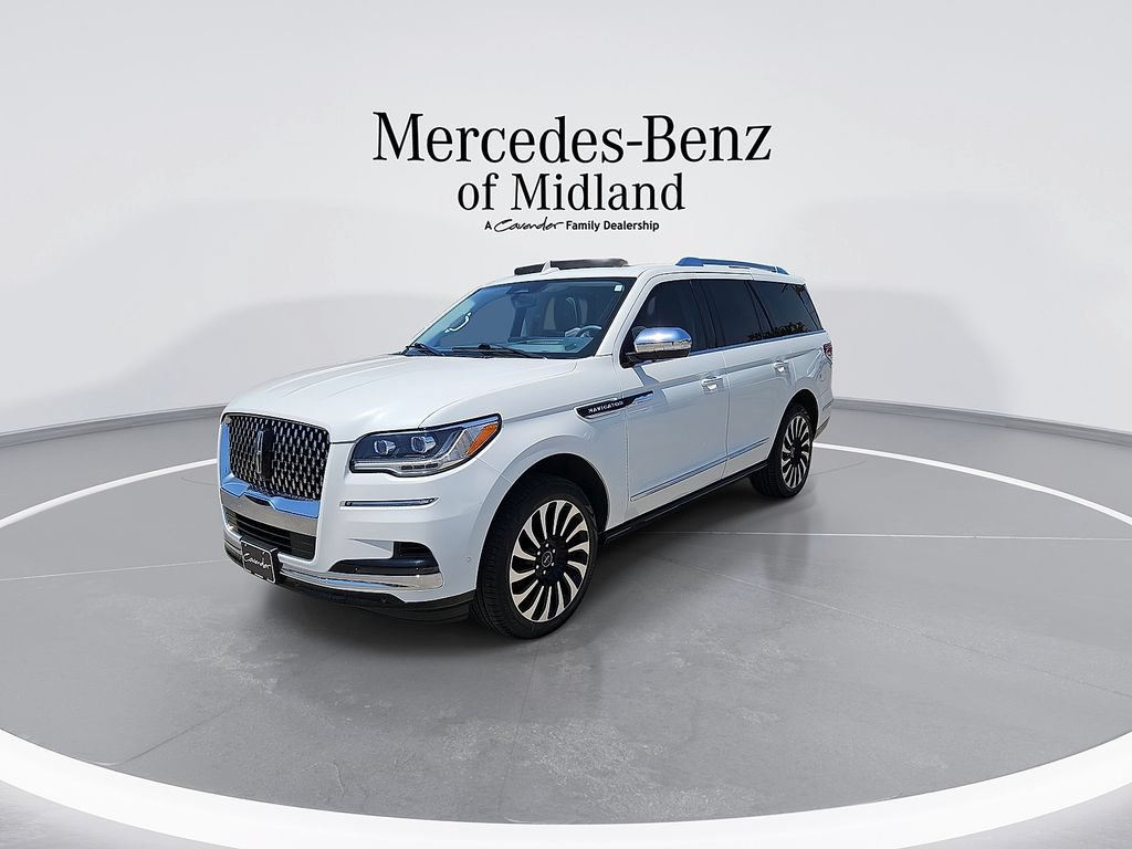 Used 2022 Lincoln Navigator Black Label AWD/4WD image 4