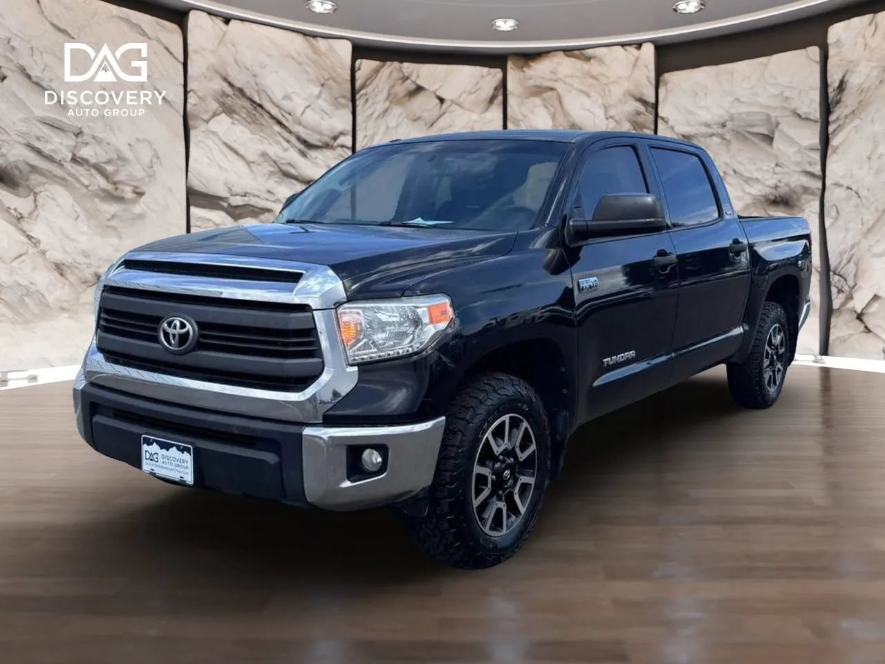 Used 2015 Toyota Tundra SR5 w/ TRD Off Road Package AWD/4WD image 1