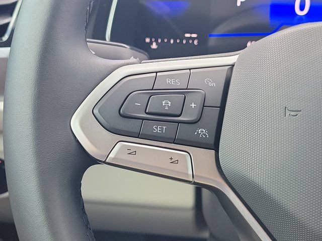Certified 2023 Volkswagen Jetta SE FWD image 18
