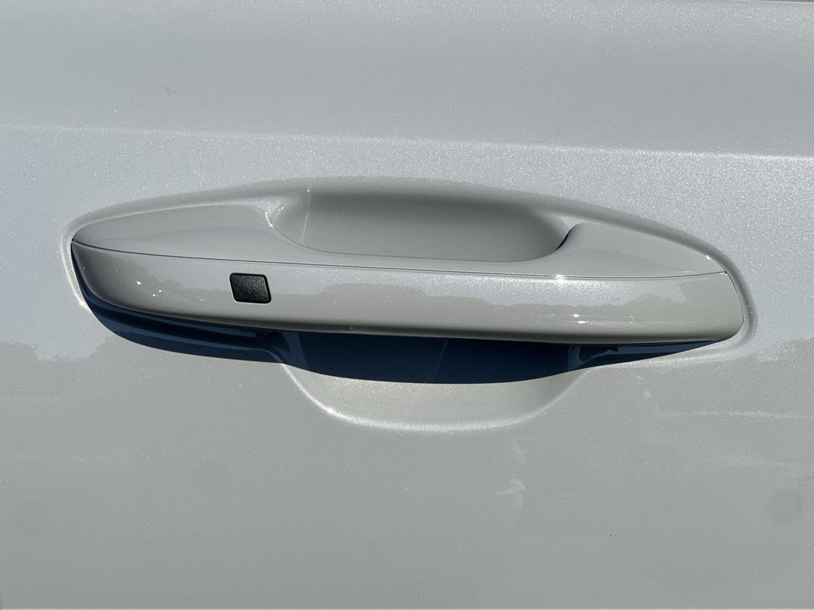 New 2026 Kia Sorento S w/ S Panoramic Sunroof Package FWD image 16