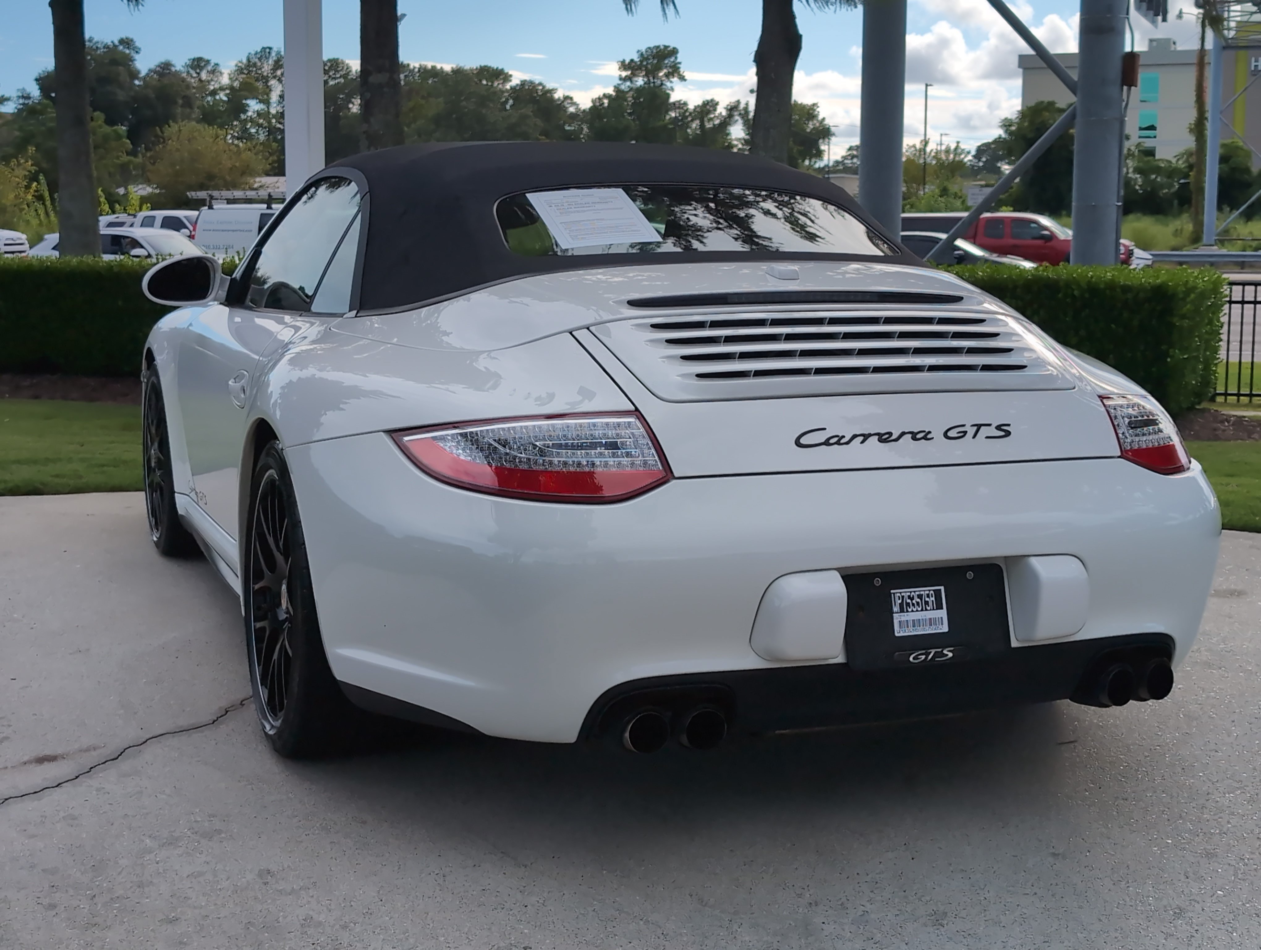 Used 2011 Porsche 911 Carrera GTS RWD image 8