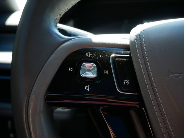 Used 2021 Lincoln Aviator Reserve w/ Elements Package Plus AWD/4WD image 19