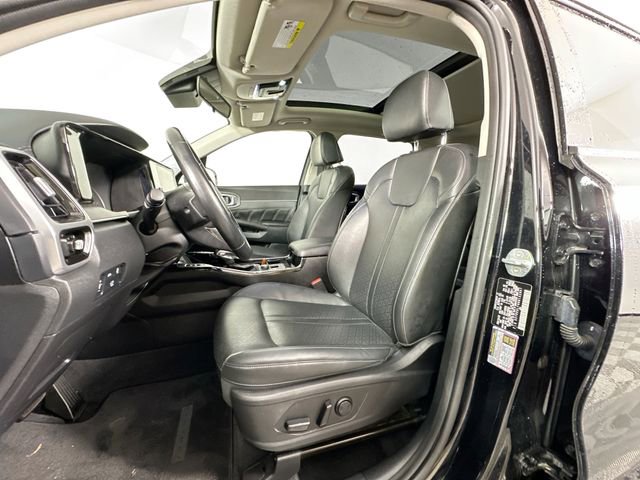 Used 2022 Kia Sorento SX image 4