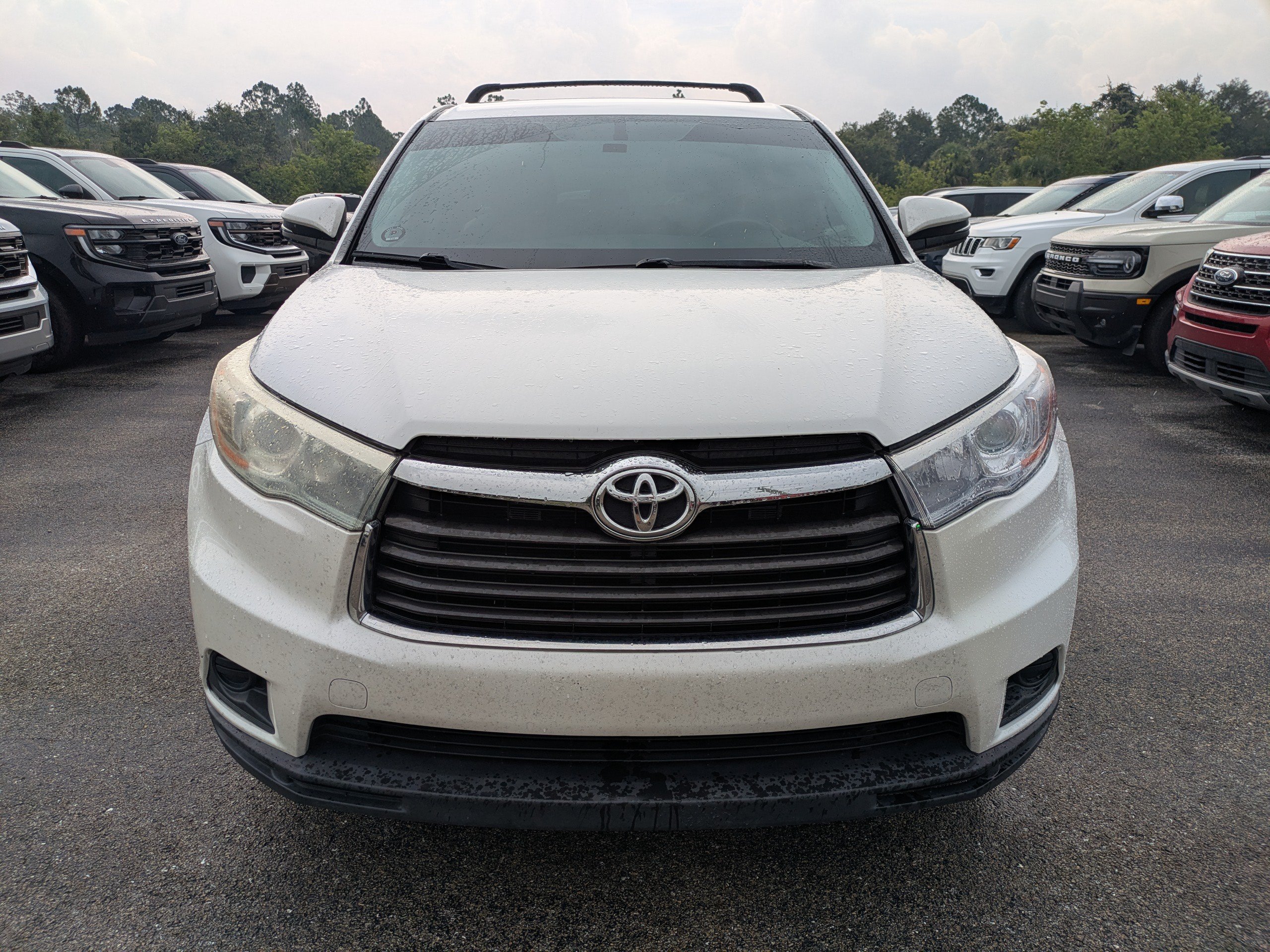 Used 2016 Toyota Highlander LE FWD image 9