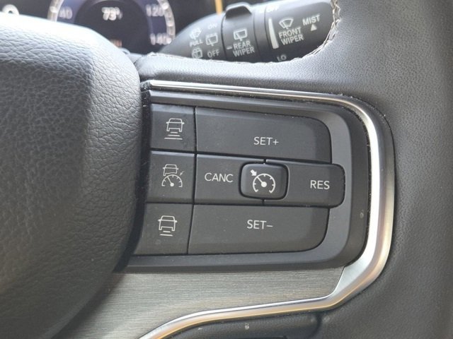 Used 2024 Jeep Wagoneer Series II image 18