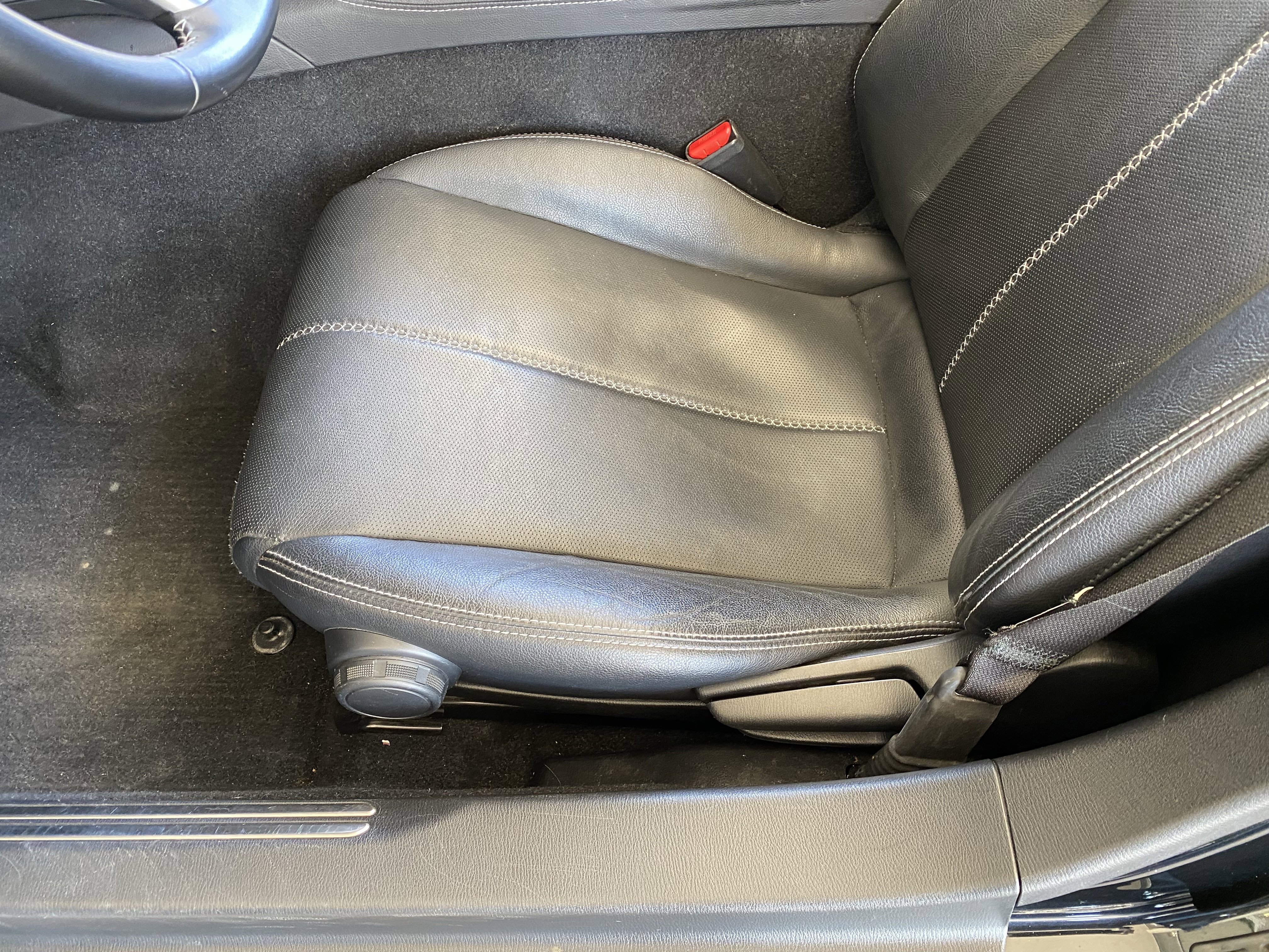 Used 2024 MAZDA MX-5 Miata Grand Touring w/ Weather Package image 29